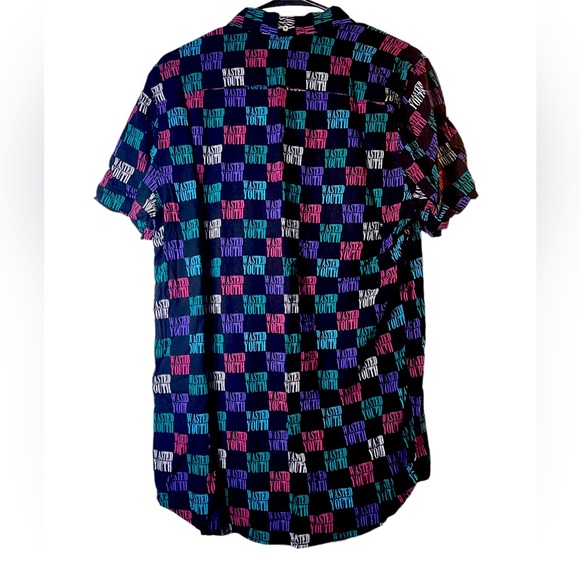 Men's and women's WESC Printed Shirt Size- M-M and W-L - Picture 3 of 4